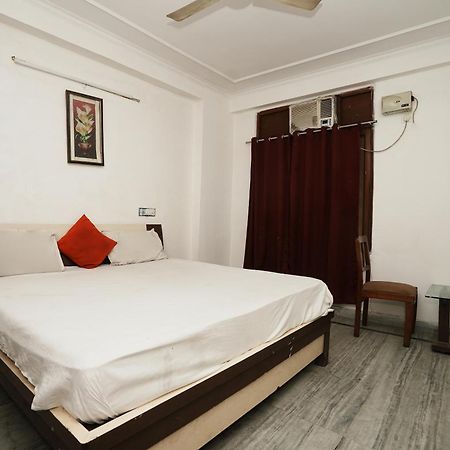 Hotel Sunrise Moon Нью-Дели Экстерьер фото