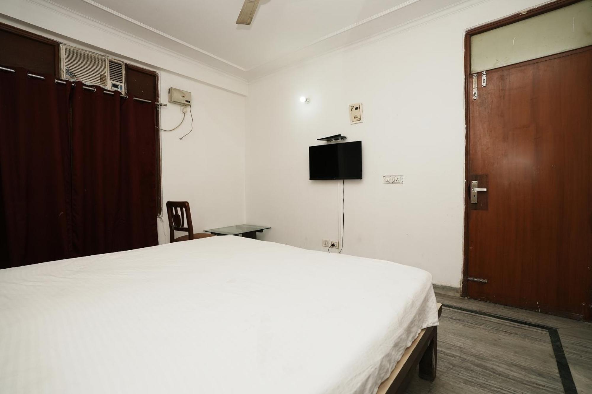 Hotel Sunrise Moon Нью-Дели Экстерьер фото