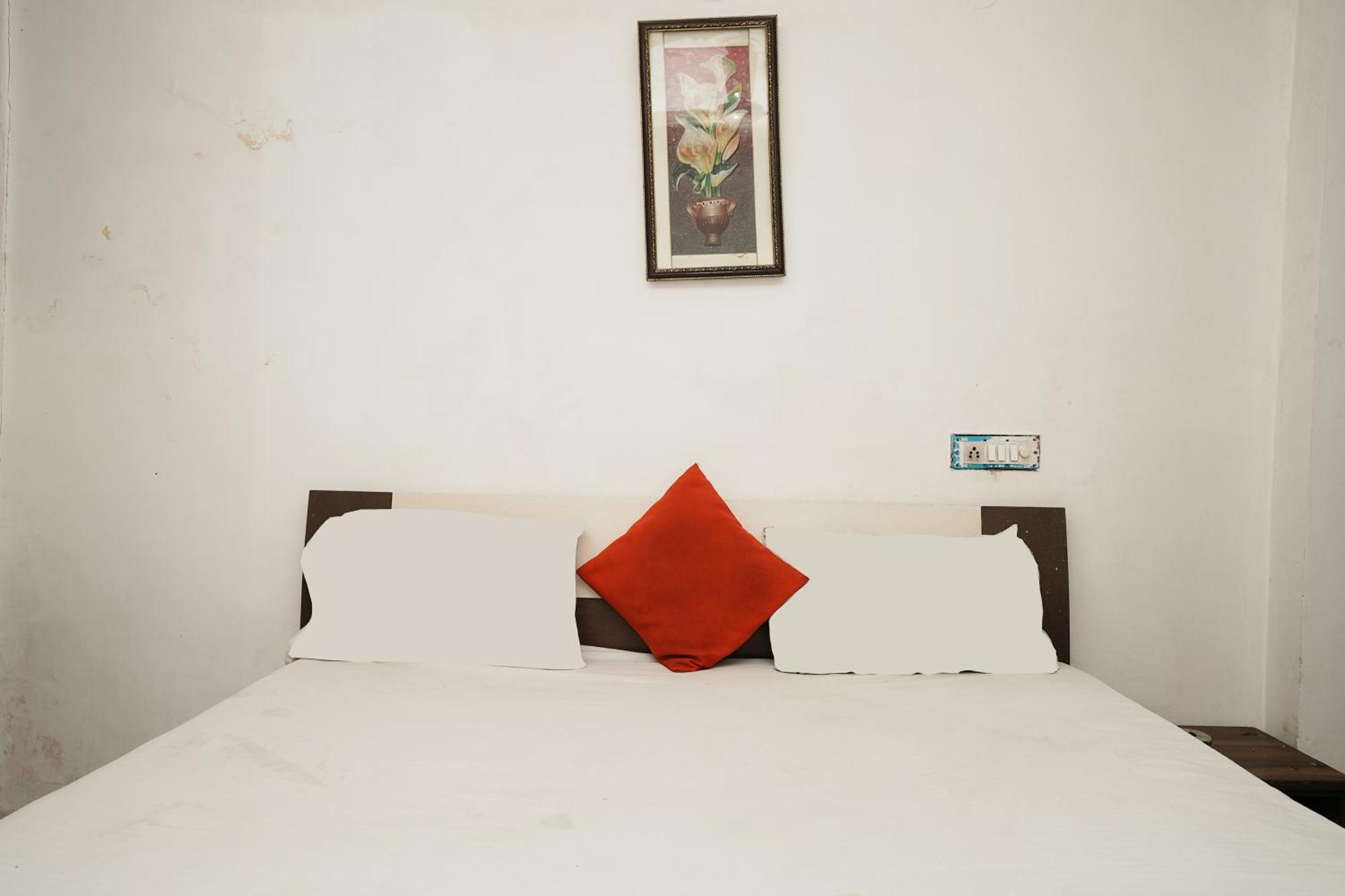 Hotel Sunrise Moon Нью-Дели Экстерьер фото